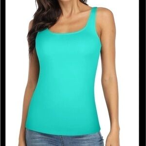 Love university stretchy green cami tank top